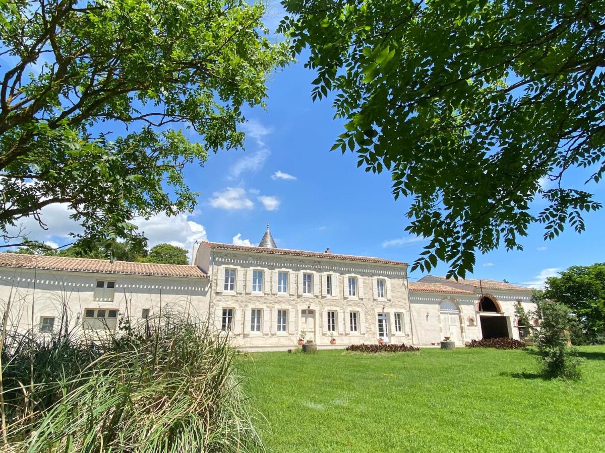 Domaine De Lanis - Maison D'Hotes Avec Parc Et Piscine 卡斯泰尔诺达里 外观 照片