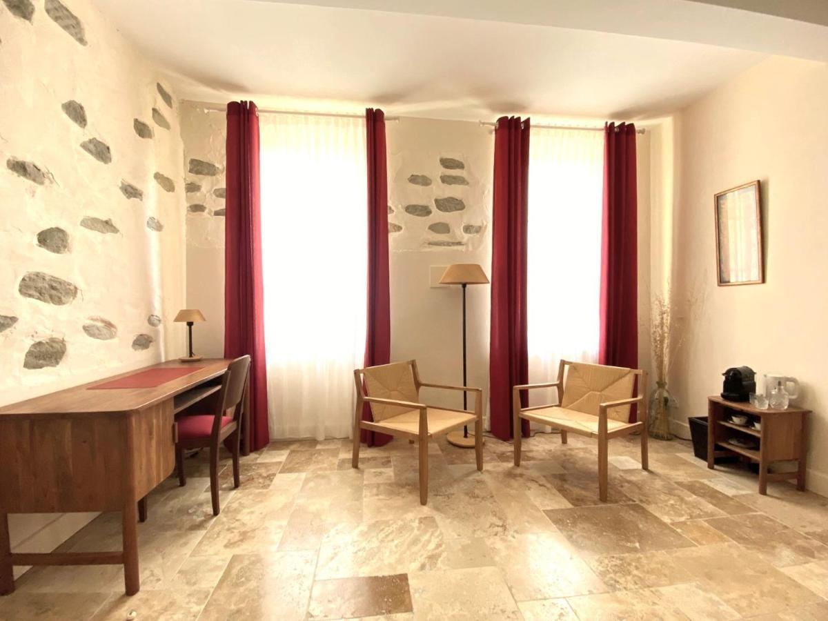 Domaine De Lanis - Maison D'Hotes Avec Parc Et Piscine 卡斯泰尔诺达里 外观 照片