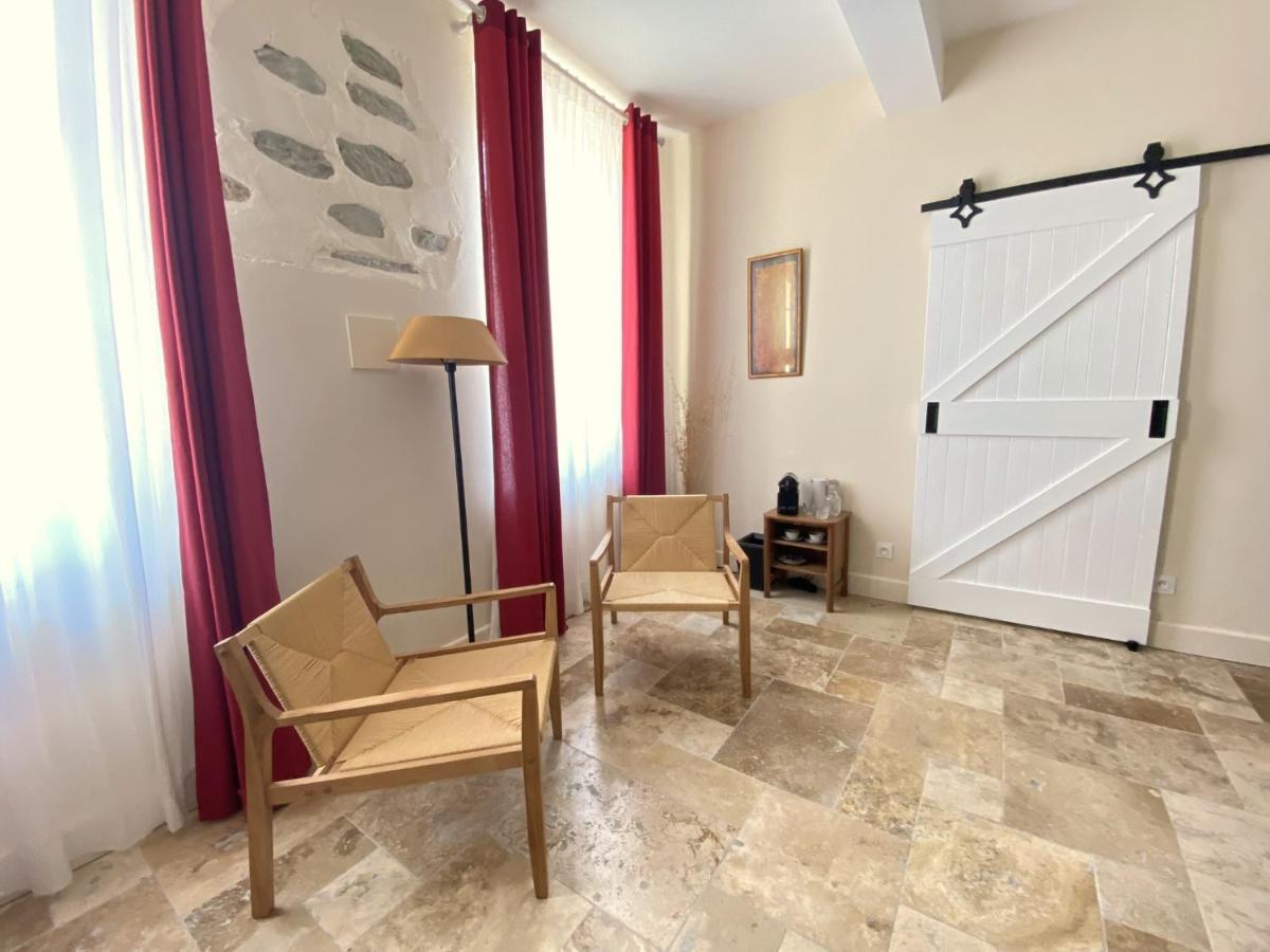 Domaine De Lanis - Maison D'Hotes Avec Parc Et Piscine 卡斯泰尔诺达里 外观 照片